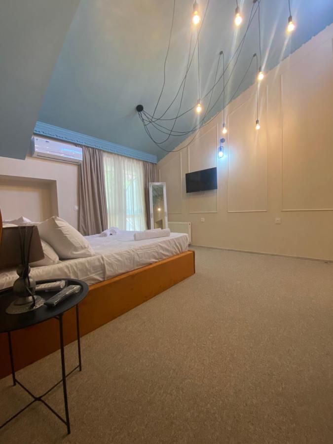 Mose Art Hotel Тбилиси Экстерьер фото