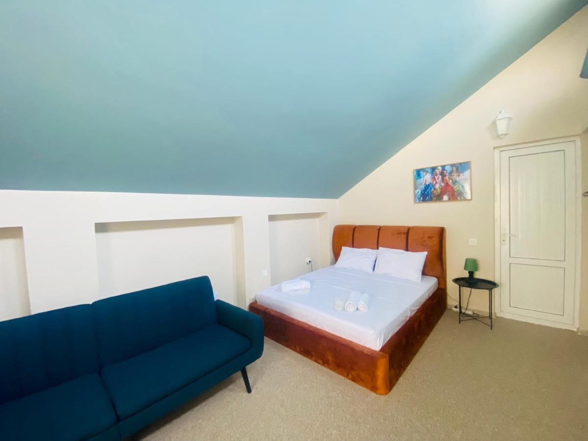 Mose Art Hotel Тбилиси Экстерьер фото